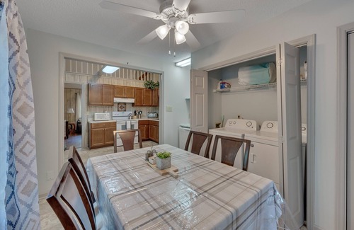 Durham House | Duke University 3BR King Retreat