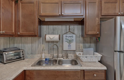 Durham House | Duke University 3BR King Retreat