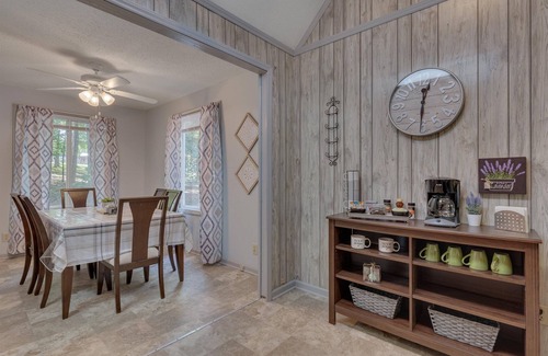 Durham House | Duke University 3BR King Retreat