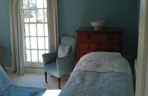 Bridgnorth House | Duken Courtyard Cottage