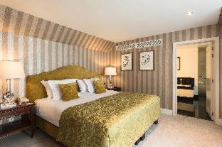 Historical Center Bruges Hotel | Dukes' Palace Brugge - by Dukes' Hotel Collection