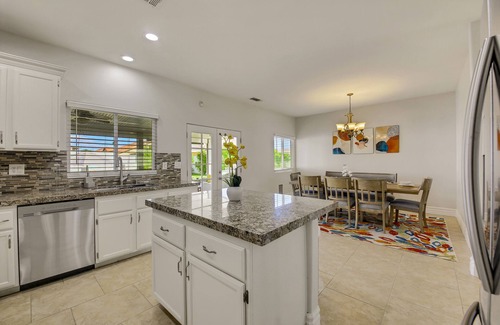 Coachella House | Dulce Vida: Pool, Spa, Table Games, Fire Pit, BBQ!