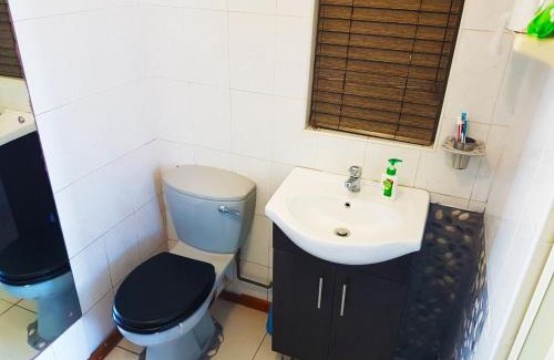 Manaba Beach Apartment | Dumela Margate Flat No 17