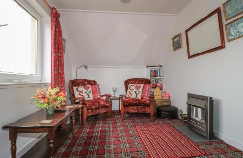 Stornoway House | Dunard Villa
