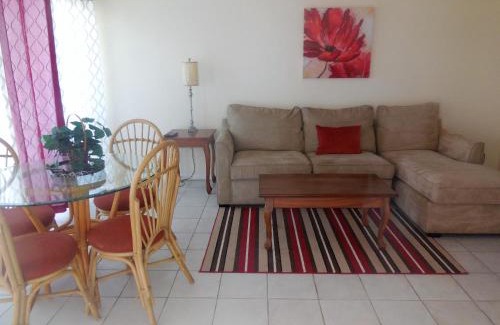Bahamia West Villa | Dundee Bay Villas