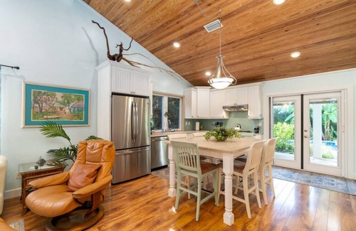 Vilano Beach House | Dune Bungalow Steps from the beach and river