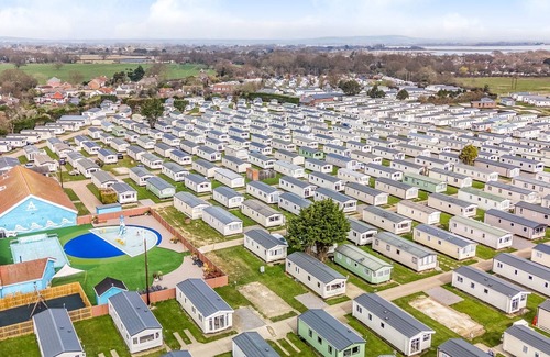 Hayling Island Cottage | DUNE DELIGHT - HAYLING ISLAND in Hayling Island Holiday Park