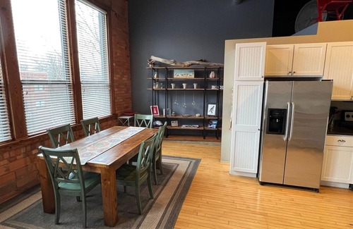 South Haven House | Dune Haven | Luxurious Downtown Loft w/Indoor/Outdoor Pool, Hot tub