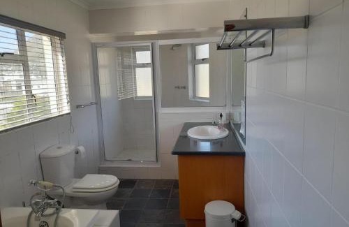 Hout Bay Cabin | Dune Lodge