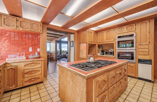 North Bend House | Dunecastle - Private Setting and Coastal Views (no direct dune access)