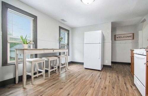 Michigan City Apartment | Dunes Getaway! Plush Mattresses! Near Beach!