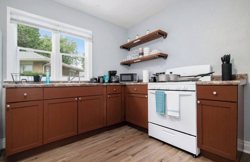 Michigan City Apartment | Dunes Getaway! Plush Mattresses! Near Beach!