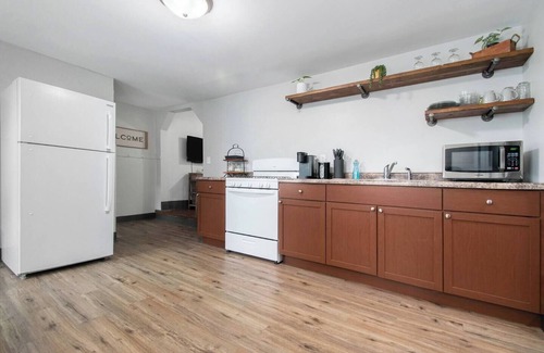 Michigan City Apartment | Dunes Getaway! Plush Mattresses! Near Beach!