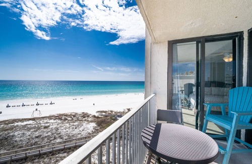Thomas Drive Apartment | Dunes of Panama A509