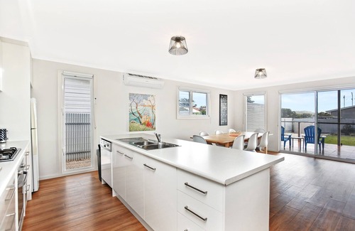 Goolwa South House | Dunes Views on Simpson: Minute Walk from Goolwa Surf Beach!