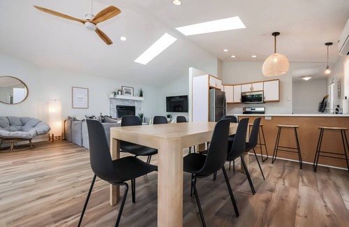 Mears House | Dunes & Waves Retreat | Perfect Lake Getaway