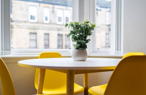 Paisley Condo | Dunn Street Apartment - as cute as a button