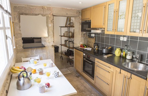 Montpellier City-Centre Apartment | Duplex église st roch - Première conciergerie