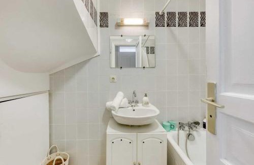 Chantiers Apartment | Duplex 2 min train station, Paris 15 min