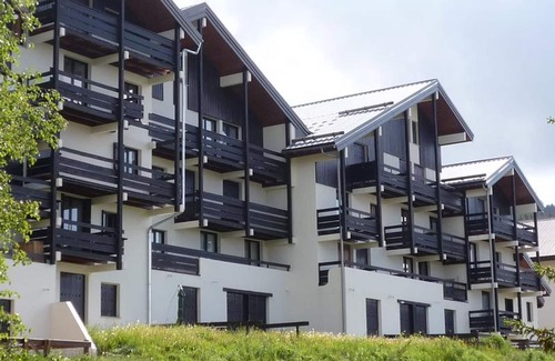 Les Saisies Apartment | Duplex 3 rooms, 6 ppl, balcony, TV, dishwasher, pets allowed