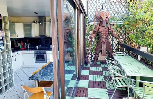 Faubourg-du-Roule Apartment | duplex above the hotel berri champs-elysées 5 stars