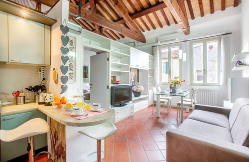 Ferrara Apartment | Duplex Apartment Free Parking in ZTL