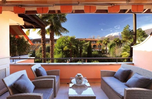 Ascona Apartment | Duplex apartment in residence of Giardino Ascona