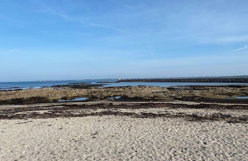 Loire-Atlantique Apartment | Duplex Avec Jardin et Piscine Face a l Ocearium au Bord de la Plage