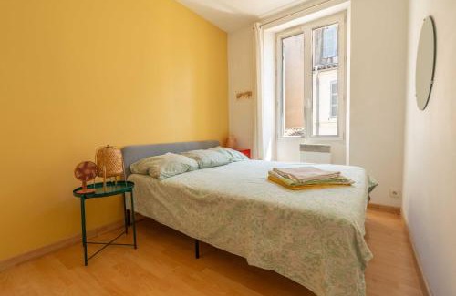 Thiers Apartment | Duplex avec terrasse et vue sur les toits