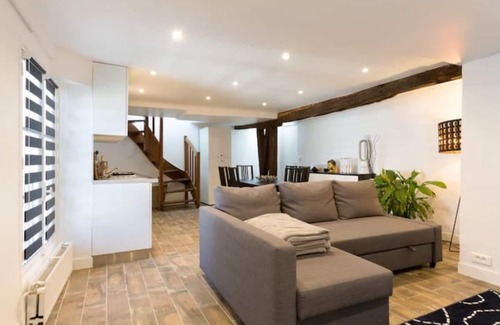 Vivienne Apartment | Duplex central Paris and 360 ° views of the city rooftops and monuments