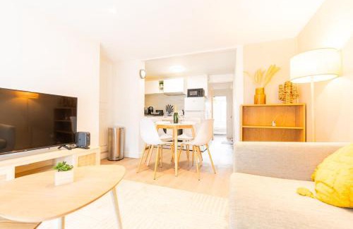 Chalons-en-Champagne Apartment | Duplex Confortable en Centre avec 2 Chambres