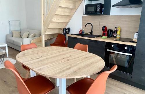 Chatellerault Apartment | Duplex cosy & lumineux - face à la gare