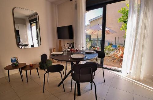 Pineto Apartment | Duplex Cosy- Sérénité en Bord de Mer