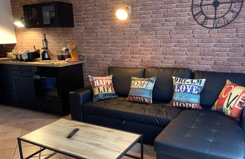 Ardon House | Duplex cottage with terrace near golf and Orléans