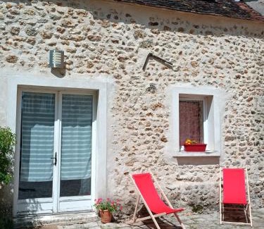 Les Mesnuls Apartment | Duplex dans belle propriété avec piscine