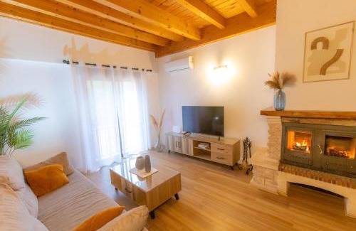 Arroyo Frio Apartment | Duplex El Refugio de La Bolera