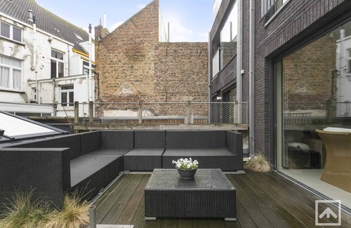 Blankenberge Apartment | Duplex in Blankenberge steps from Seafront
