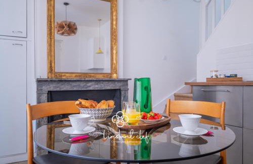 Bollee Apartment | Duplex raffiné au Mans tram & circuit 24H - L'Instant Clef