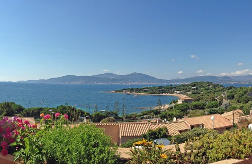 Porticcio Apartment | Duplex T2 - 45m2 à Porticcio, Terrace, Garden, Barbecue, Large bed 180, Fibre