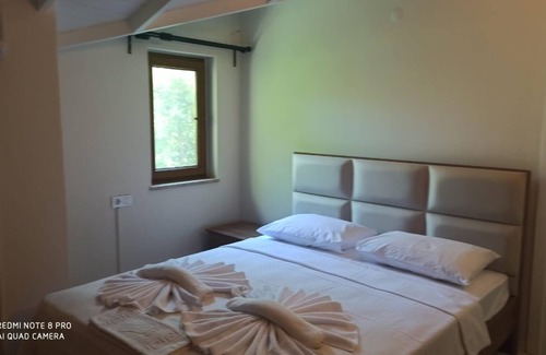 Dalyan City Center House | DUPLEX VILLA BY THE LAKE