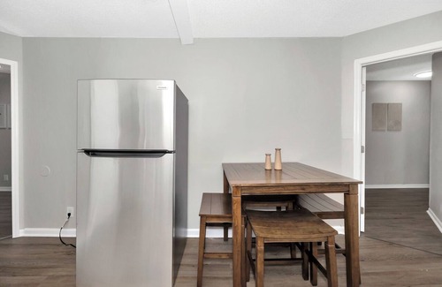 Redstone Arsenal Apartment | Duplex w/Office Space