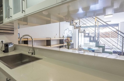 El Putget i Farro Apartment | Duplex with Pool and Terrace close to the Gaudí Museum 3 rooms- 8 pax -WiFi Free