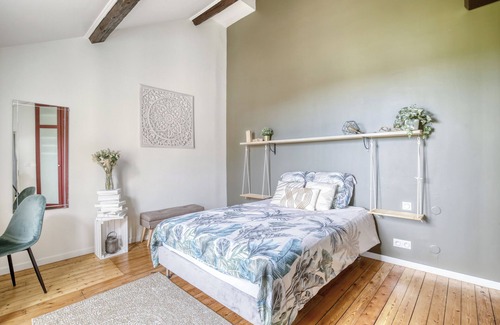 Eragny Bed & Breakfast | Duplex with sauna in a loft on the banks of the Oise, 5 minutes from public transport