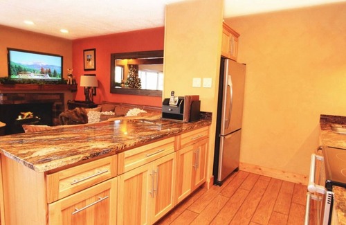 Purgatory Condo | Durango Mountain Dream Views! Gorgeous Interior! Ski-in Ski-Out
