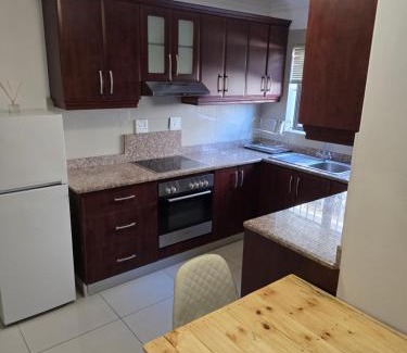 Berea Apartment | Durban Halaal Accomodation 5S