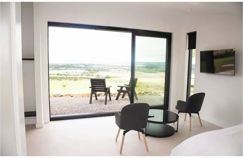 Sunderland Cabin | DURHAM COTTAGE