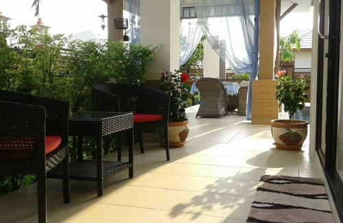 Nong Prue Villa | Dusit Park complex-1