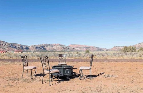 Fredonia House | Dusty Rose The Wild West 40 Homestead