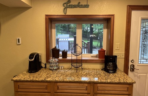 Mount Vision House | Dutch Hill Manor I, Upscale, near All Star + Dreams Park, fire pit, 1 of 2 units