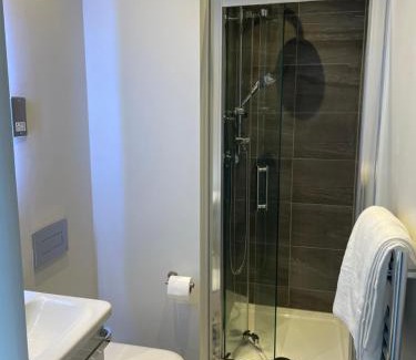Colchester Apartment | Dutch Quarter